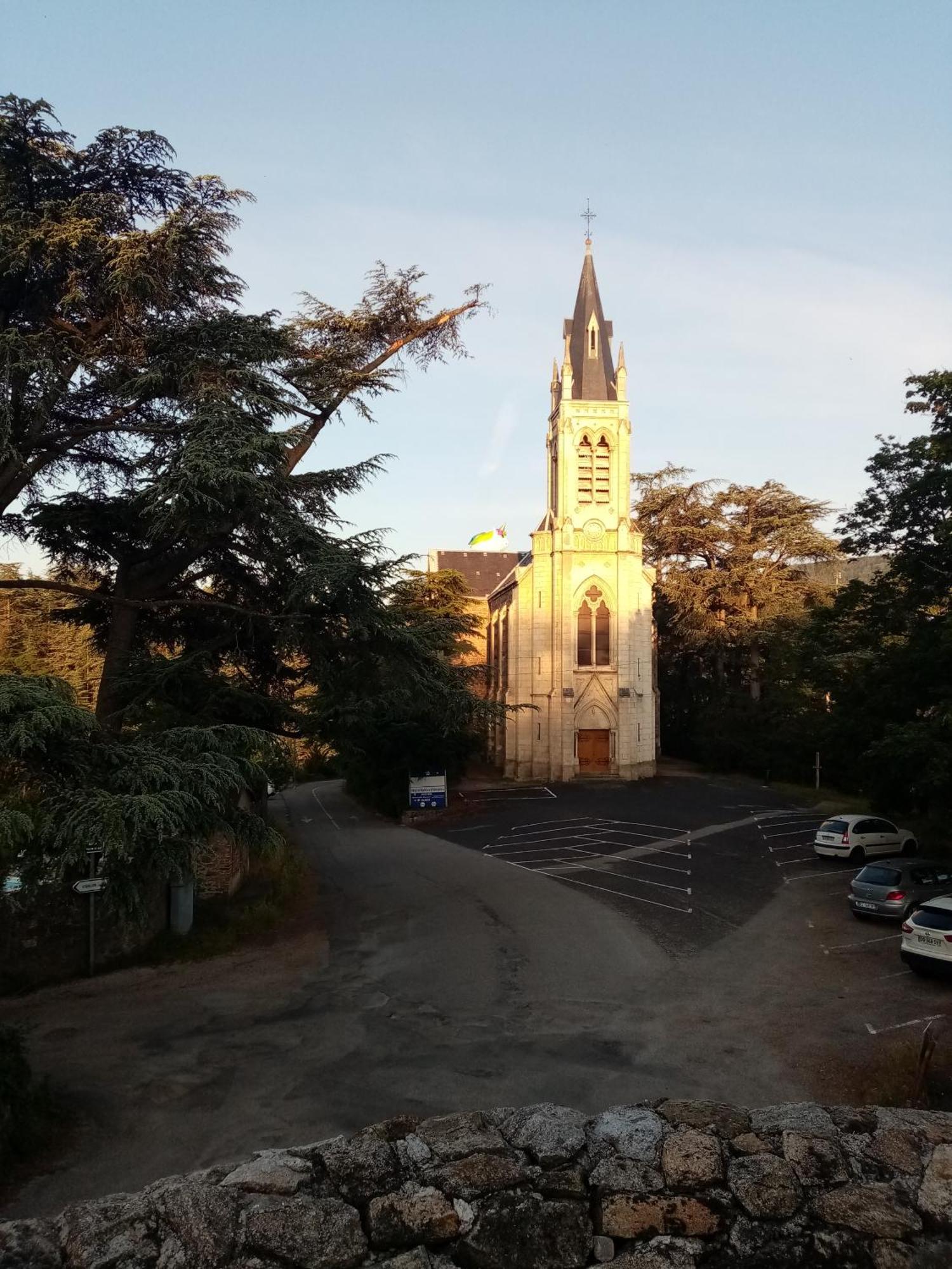 Charmant Gite Avec Parking Gratuit Sur Place. Davezieux ภายนอก รูปภาพ